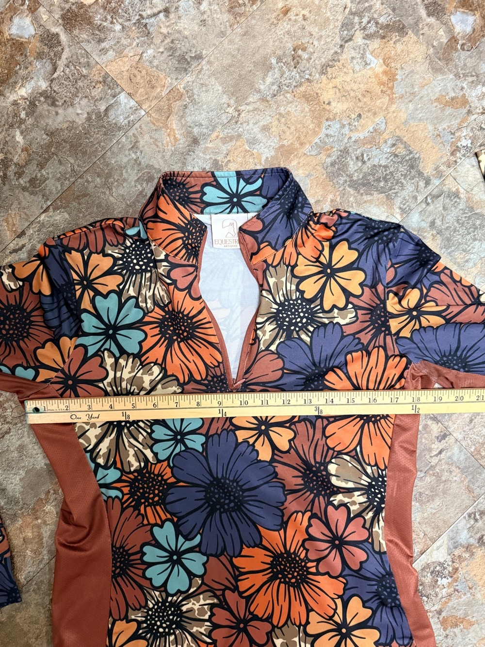 New Equestrian Harvest Bloom sun shirt - Picture 3 of 7